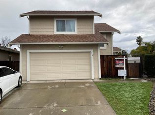 354 Hazelnut Ln, Oakley, CA 94561