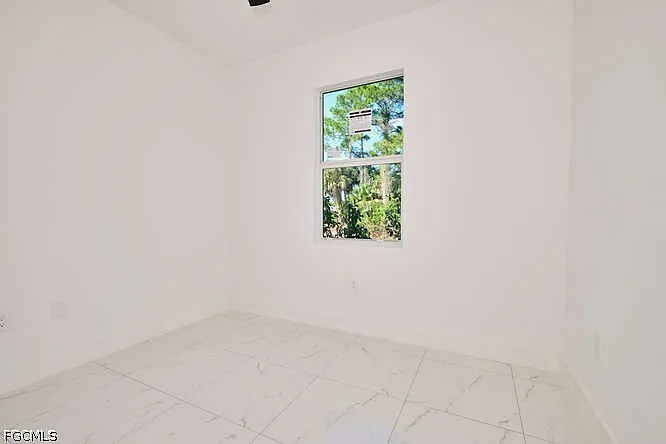 3421 55th St W — Photo 29