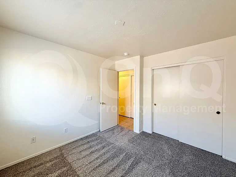 3425 S 95th Dr — Photo 11