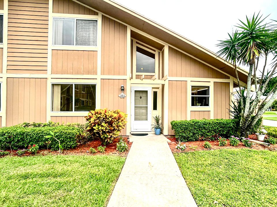 1st image of 102 Maplecrest Circle