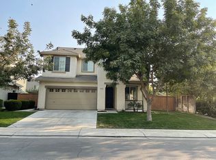 3121 Brickfield Ave, Tulare, CA 93274