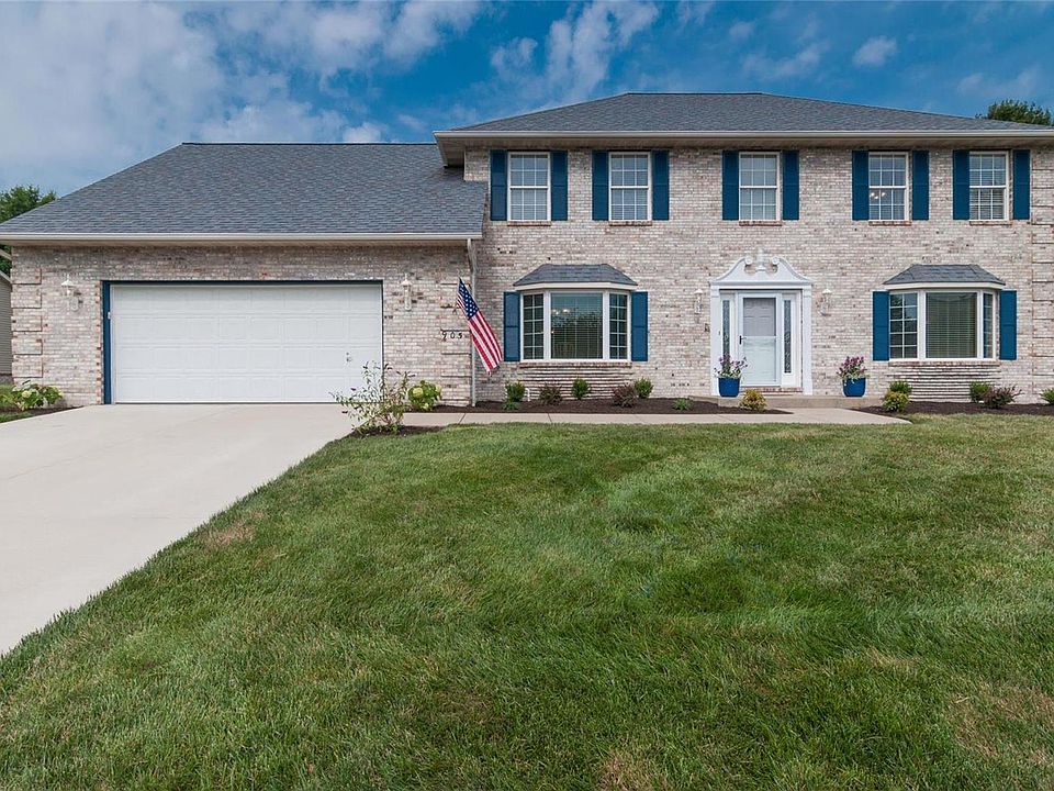1st image of 905 Woodlake Ct
