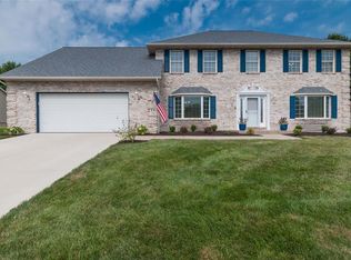 905 Woodlake Ct, O Fallon, IL 62269