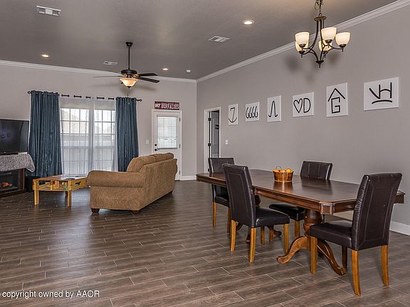 3rd image of 10 Nicci Ln