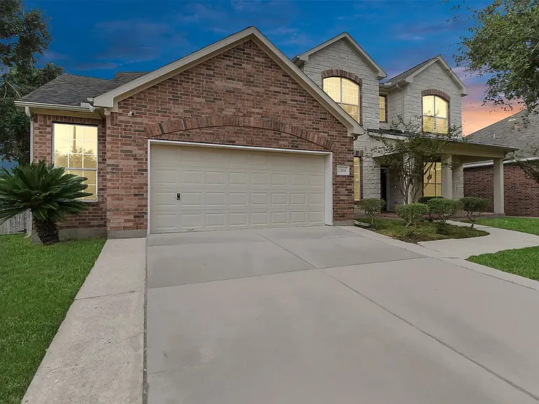 2504 Harbor Chase Dr — Photo 37