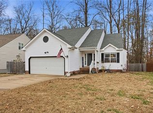 3714 Bridlepath Ln, Suffolk, VA 23435