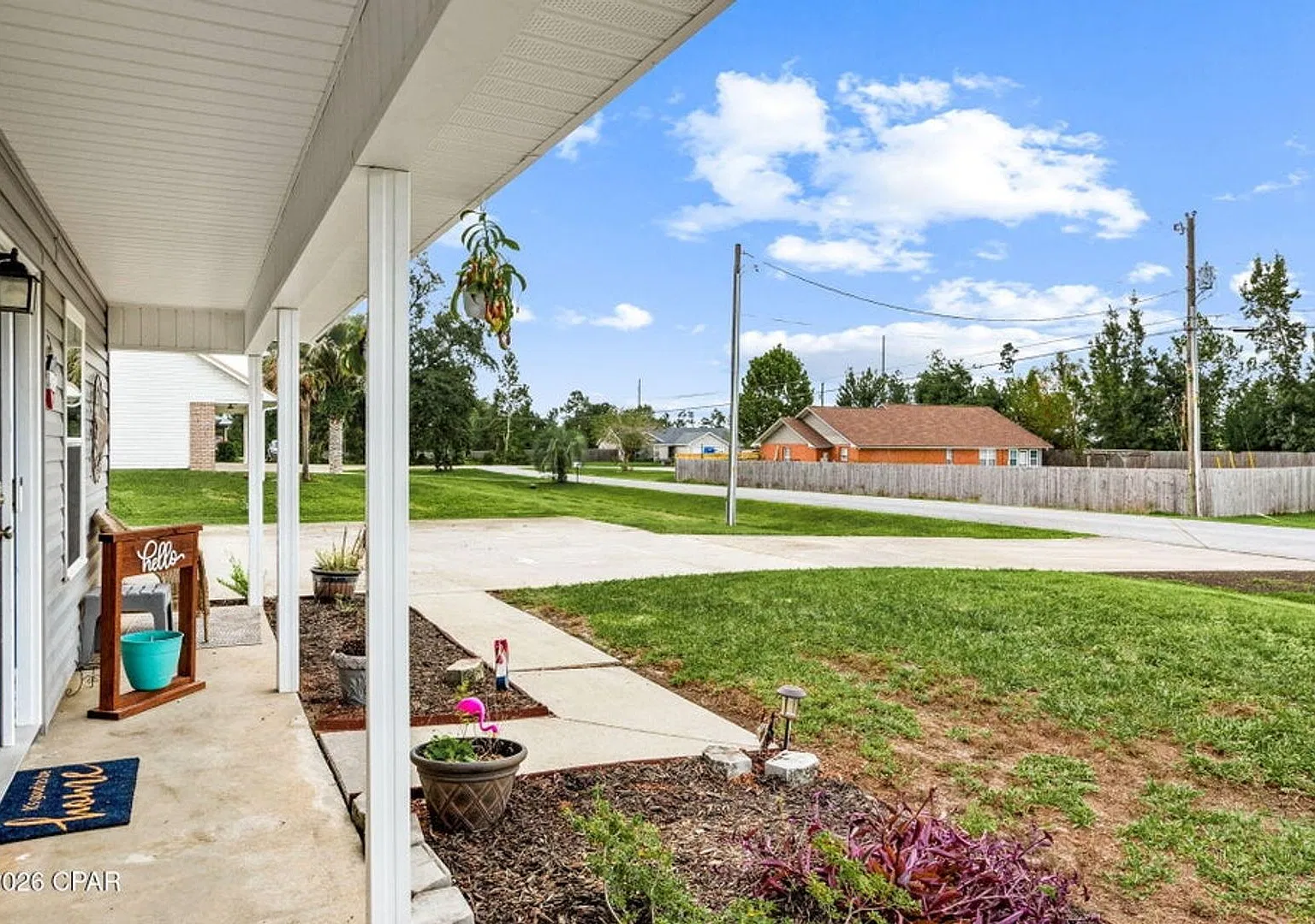 Half-Acre Lot Fully Fenced Yard No Hoa! *1/2 Off Security Deposit For Active-Duty Military!* — Photo 4