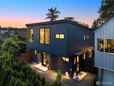 4321 S Holly Street, Seattle, WA, 98118
