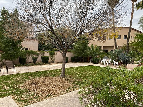 4th image of 2265 W Paseo Luna