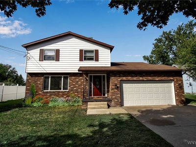 1588 Tuscarora Rd, Niagara Falls, NY, 14304