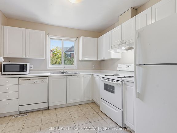 5th image of 190 Fleming Dr #25