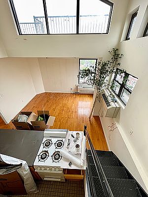 5th image of 444 7th Ave APT 4R