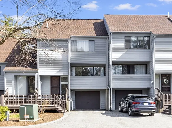 392 Pinecone Strand Unit 392, Village Of Nagog Woods, MA 01718