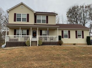 239 County Pond Rd, Vine Grove, KY 40175