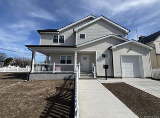 403 S Bayview Avenue, Freeport, NY