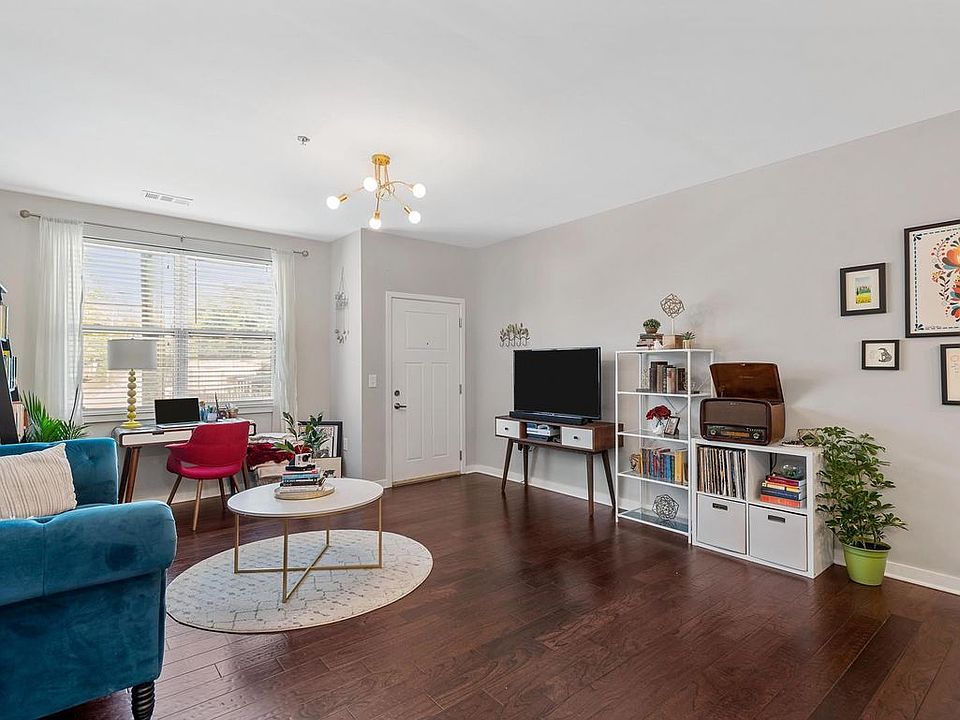 1st image of 1118 Litton Ave APT 105