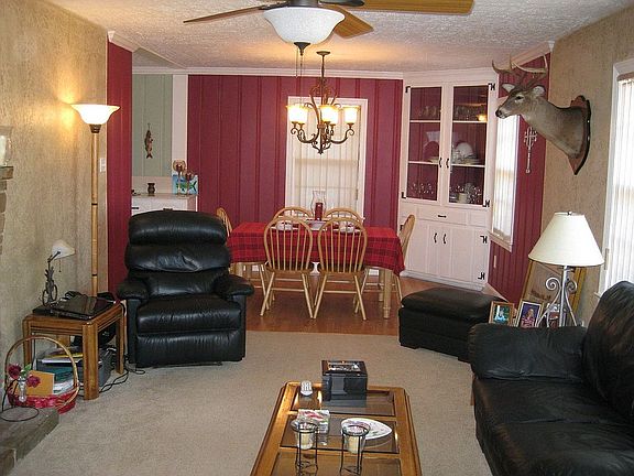 Living Room & Dining Room 