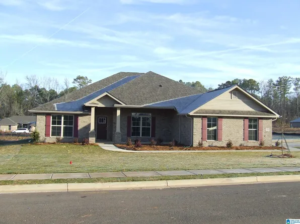 300 Tupelo Trl, Alabaster, AL 35007