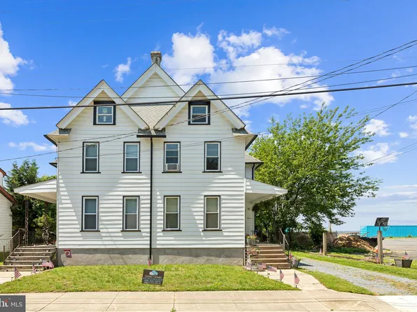 11 Front St, Pennsville, NJ 08070