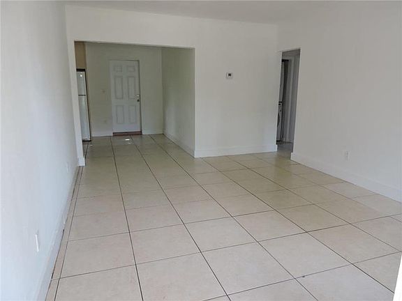 3rd image of 1331 NE 154th St