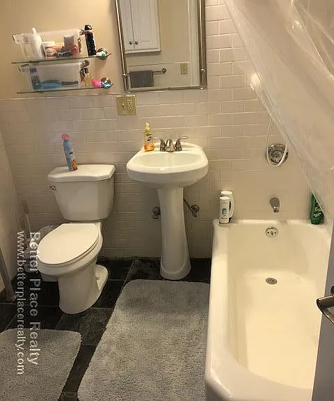 9 Summit Ave #1A — Photo 4