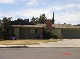 3105 Summer Side Ct, Bakersfield, CA 93309