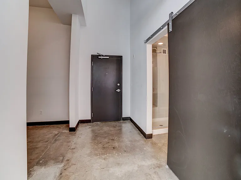 Vandever Lofts — Photo 77