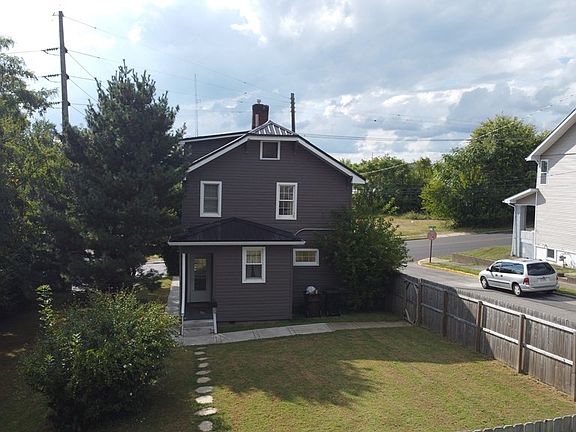 4th image of 1608 Waller St
