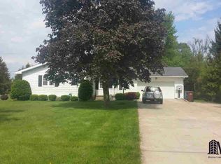 241 Bates Ln, Monroe, MI 48162