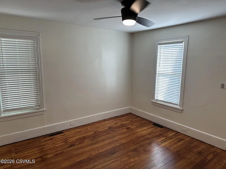 639 Shakespeare Ave — Photo 3