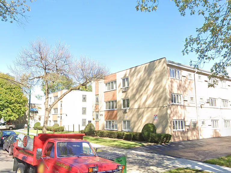 9739-9751 S Charles St — Photo 3