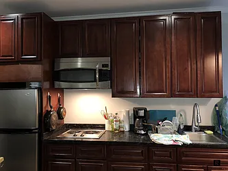 Rented by R New York