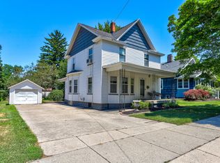 241 E Lincoln Ave, Zeeland, MI 49464