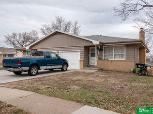 3104 S 44th St, Omaha, NE 68105