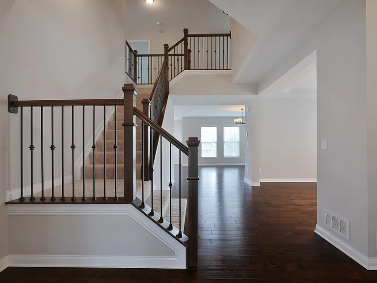 1412 Leesland Dr — Photo 9