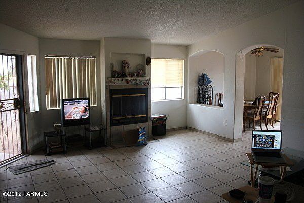 2nd image of 1591 W Sauvignon Dr