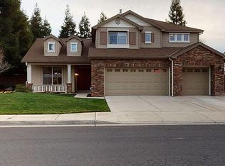 1692 Houston Ave, Clovis, CA