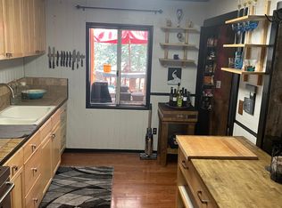 32750 Badger Ln, Arrowbear Lake, CA 92382