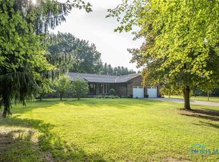 5045 S Berkey Southern Rd, Whitehouse, OH 43571