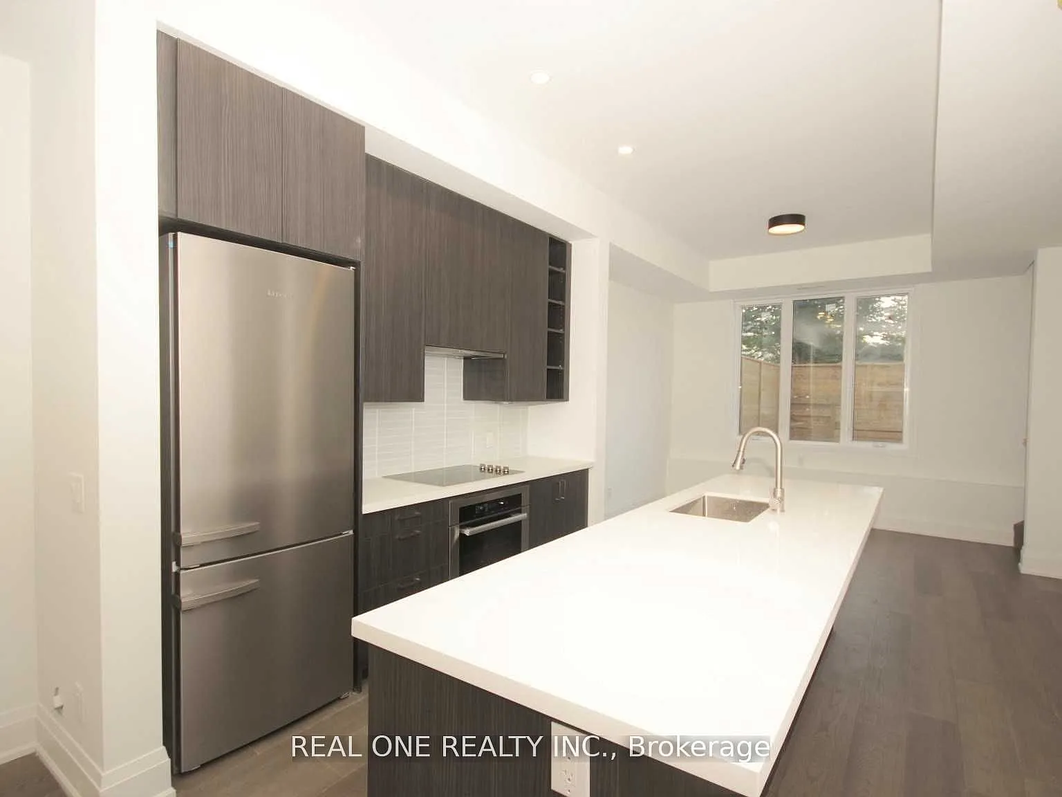 4 bed, $4,800 — Photo 2