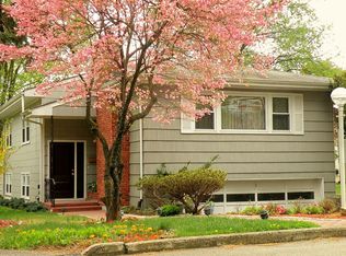 7 Sandrock Ave, Dobbs Ferry, NY 10522