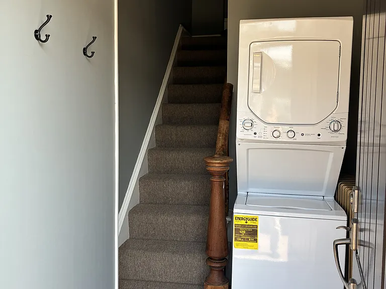 814 E Hector St #2 — Photo 5