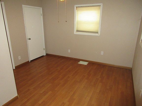 4th image of 421 S Minnesota St