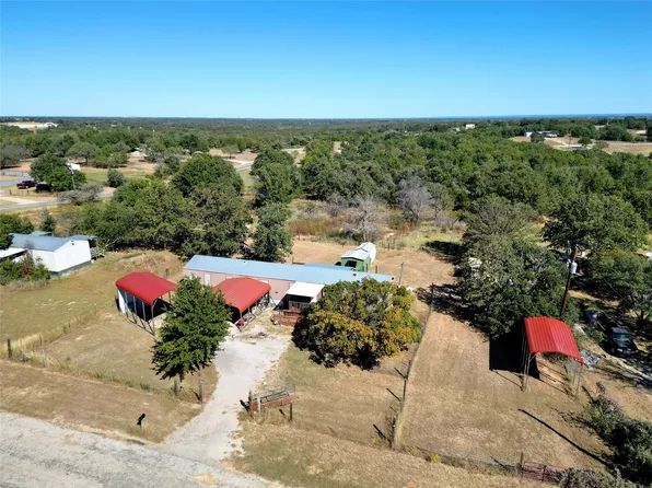 105 Marsh Salt Ct, Springtown, TX 76082