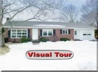 13 Bowdoin Rd, Andover, MA 01810