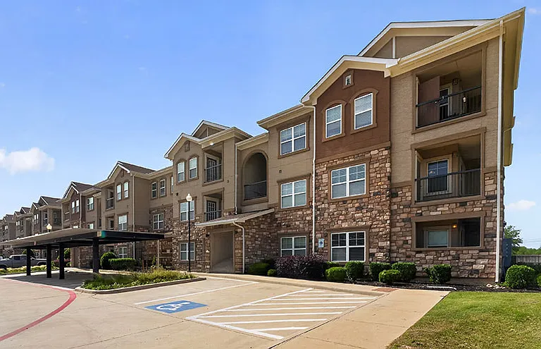 Gardens of Denton Apartments — Photo 30