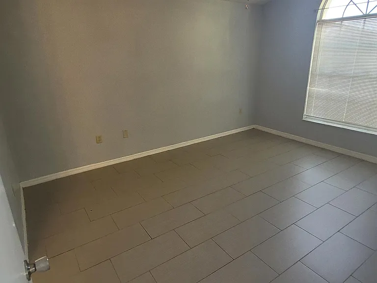 324 Clearwater Ln — Photo 17