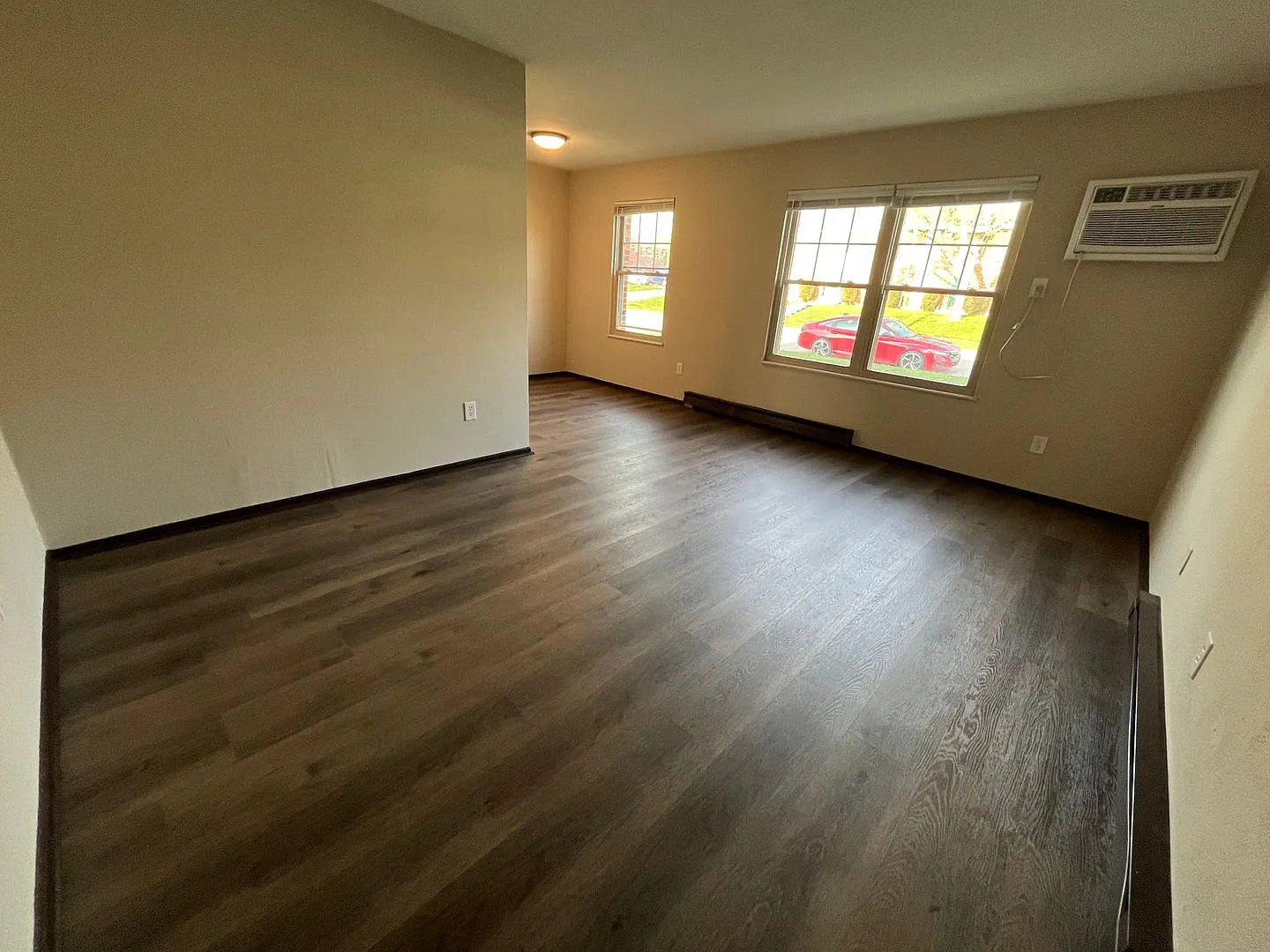 1285 Sanlor Avenue — Photo 4