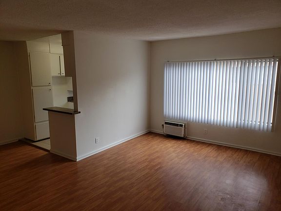 5th image of 5312 Corteen Pl #12