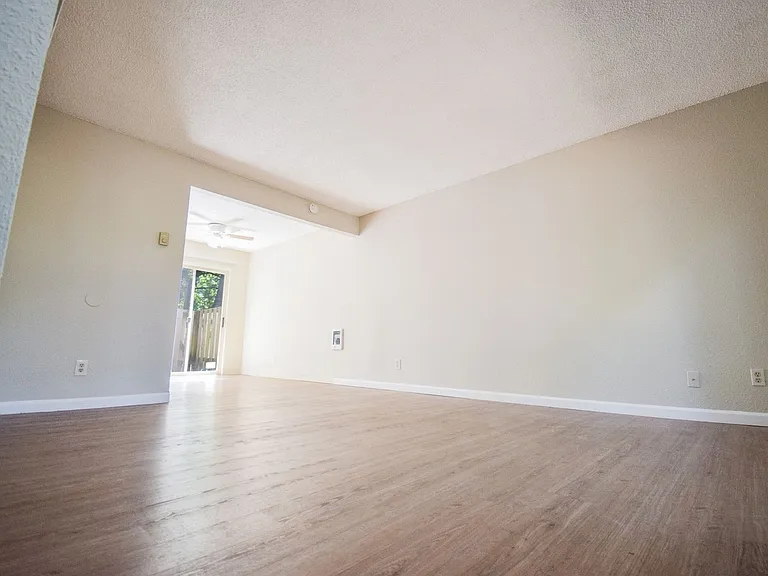 Rivercrest Apartments TAU9425-A-L — Photo 14